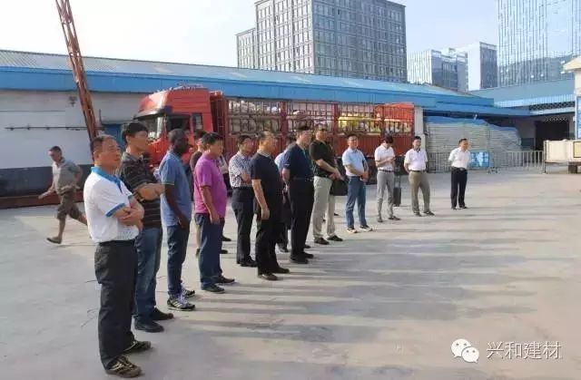 乌当|记事|湖北省住建厅、设计院领导及专家一行 莅临星河集团参观指导